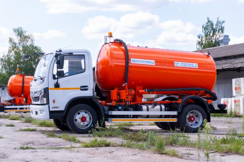 Вакуумные машины на шасси DONGFENG C120: надежное решение для коммунальных и сервисных служб