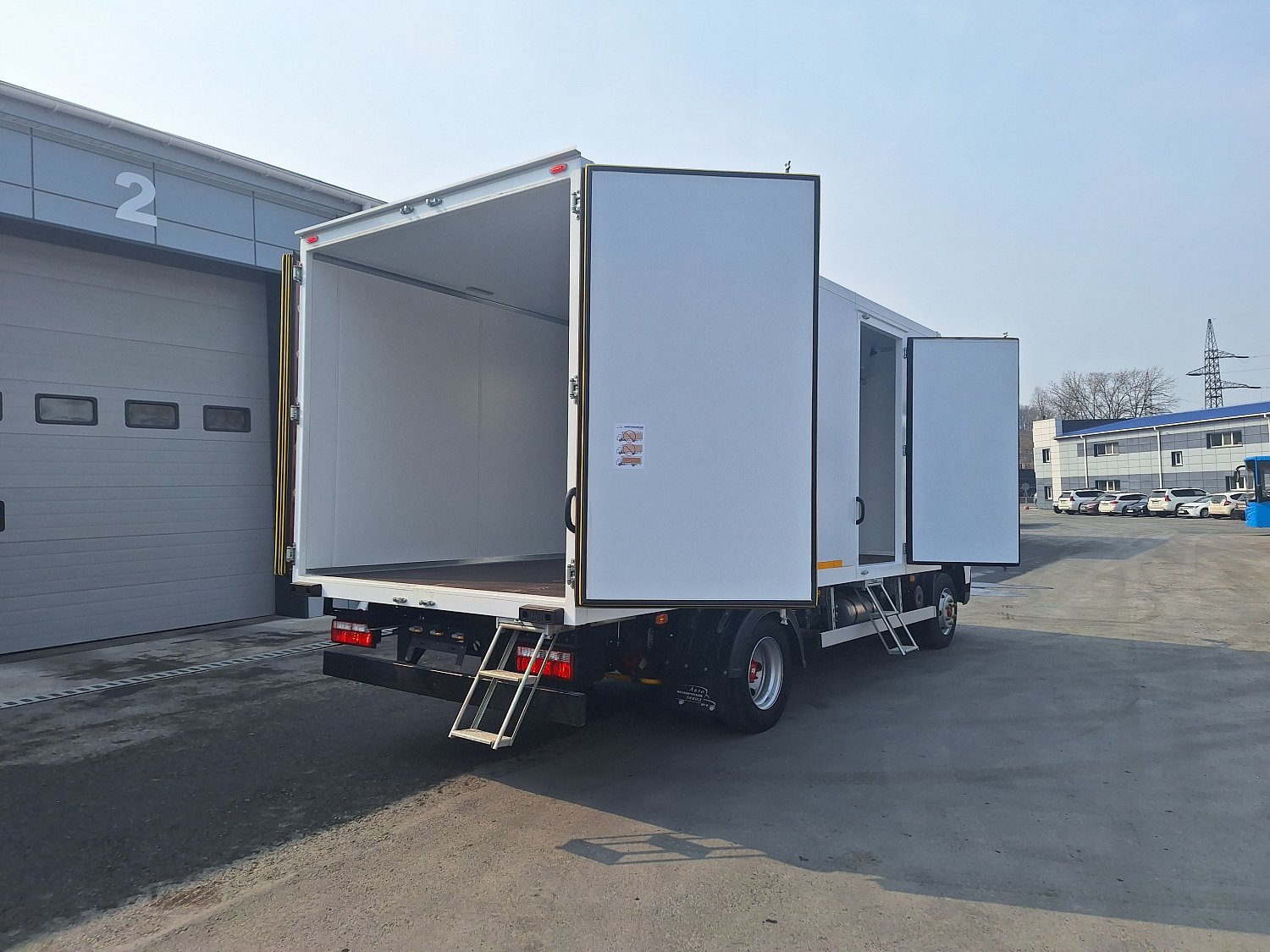 РАЗМОРАЖИВАЕМ ЦЕНЫ! Акция на популярные модели Dongfeng