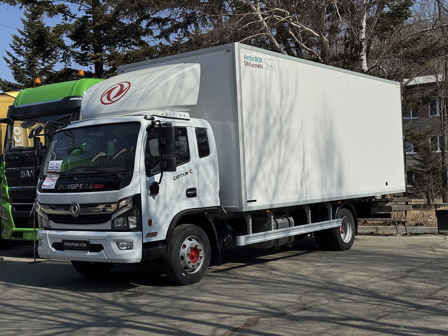 DongFeng представлен на выставке «АСМАП-Восток-2026» во Владивостоке