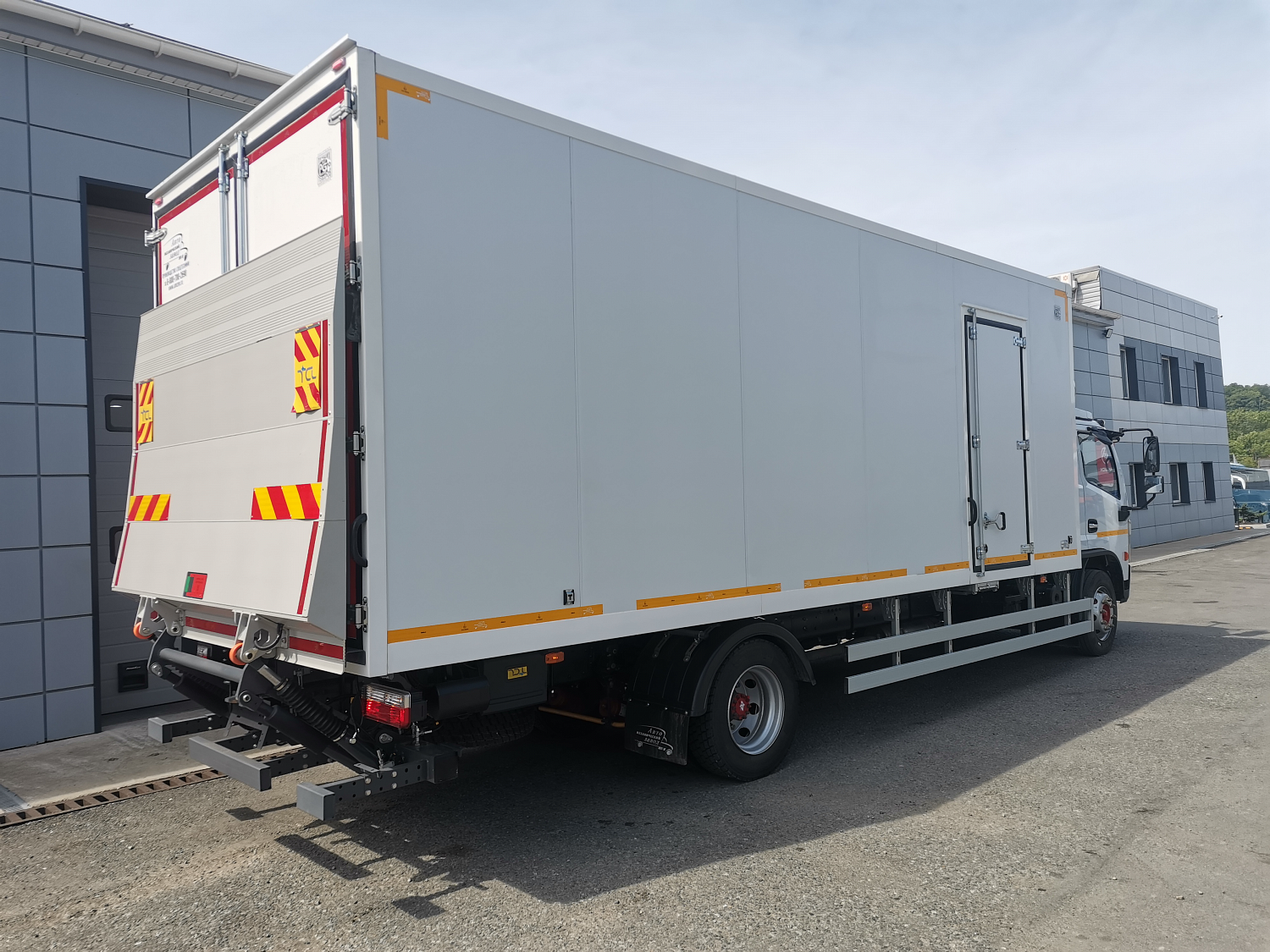 РАЗМОРАЖИВАЕМ ЦЕНЫ! Акция на популярные модели Dongfeng