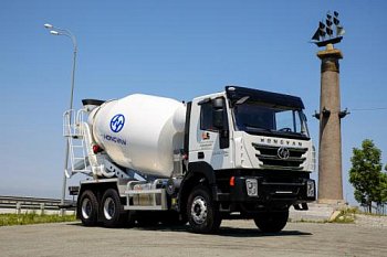 Автобеноносмеситель HONGYAN 6х4