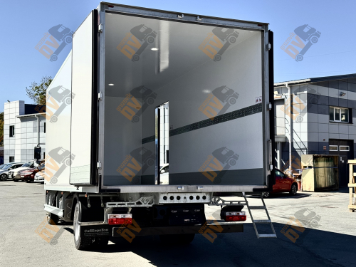Изотермический фургон DongFeng C120N