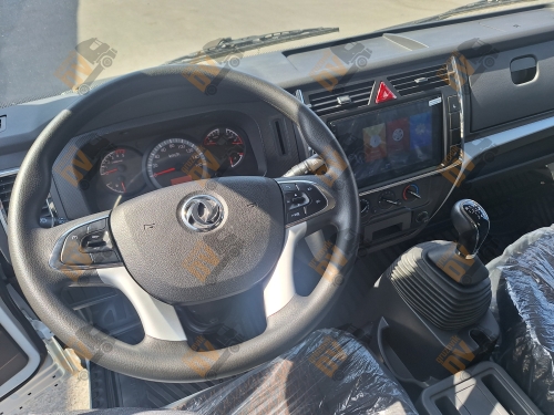 Промтоварный фургон DongFeng C80N